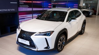 LEXUS UX