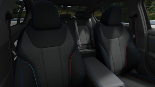 BMW 330i xDrive Sedan