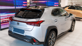 LEXUS UX