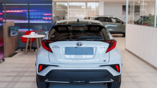 TOYOTA  C-HR