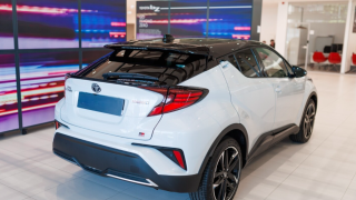 TOYOTA  C-HR