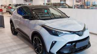 TOYOTA  C-HR