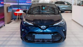 TOYOTA  C-HR