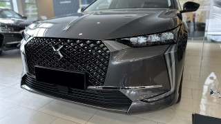 DS 4